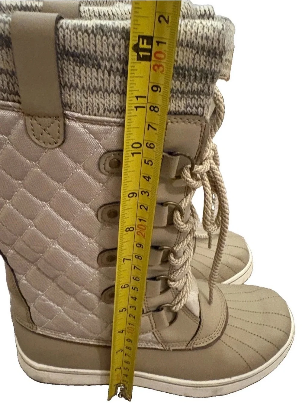Totes Glenda Winter Snow Rain Boots Bone Beige Womens Quilted Lace Up